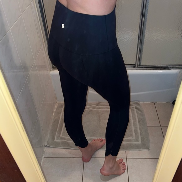 RARE Lululemon SCALLOP Wunder Under - Picture 13 of 13